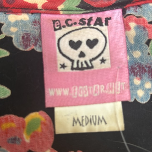 Vintage EC Star fruit print cotton short sleeve Med button front top. - Picture 9 of 13